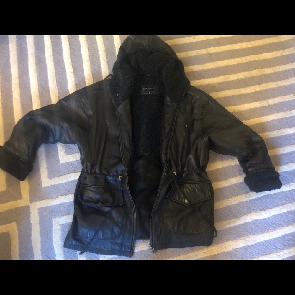 Black leather winter jacket Halston medium